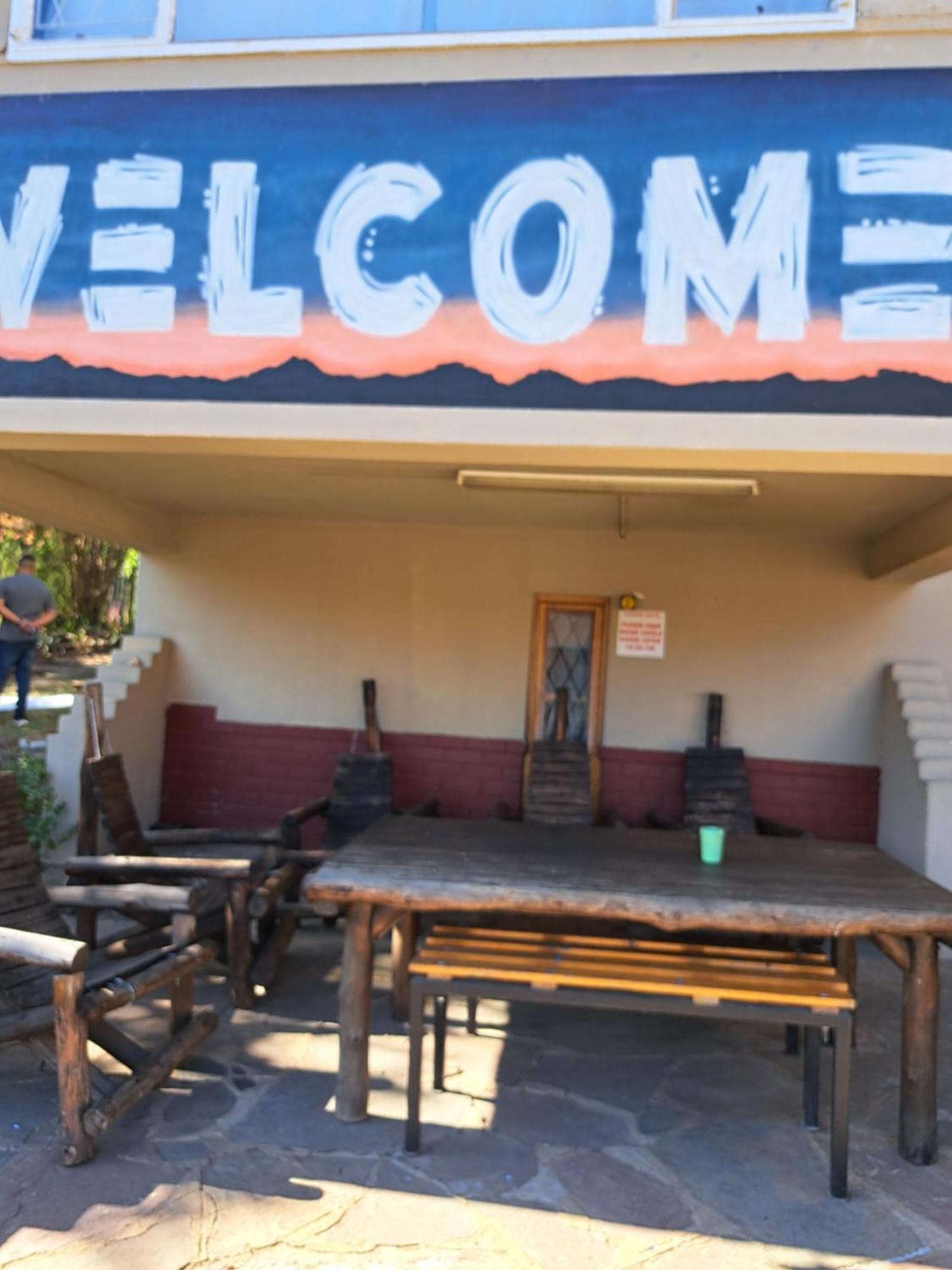 פיטרמריצברג Pmb Backpackers Lodge מראה חיצוני תמונה