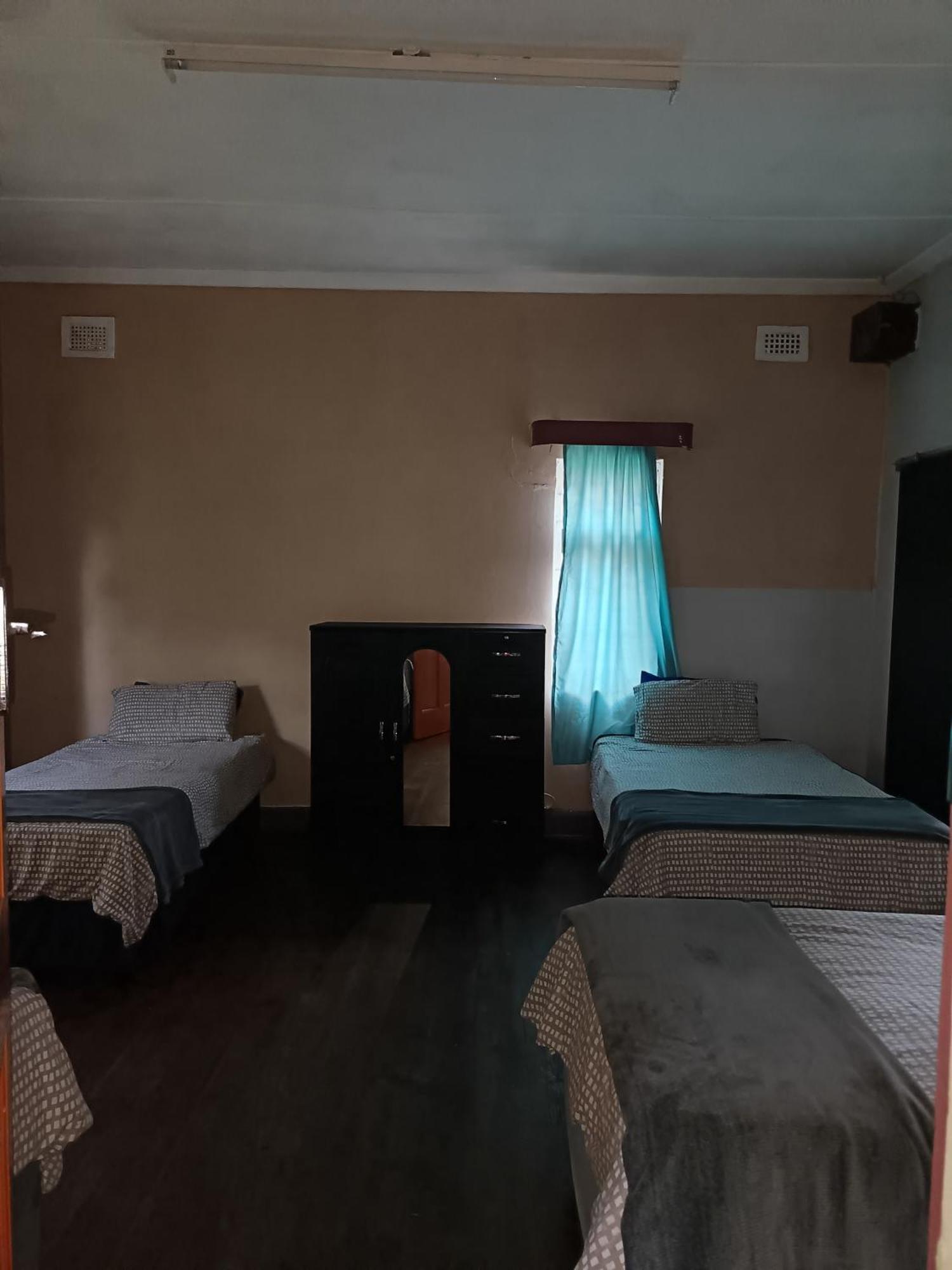 פיטרמריצברג Pmb Backpackers Lodge מראה חיצוני תמונה